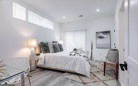 Brandnew Luxury Capitol Hill Apt! Near Free Trolly