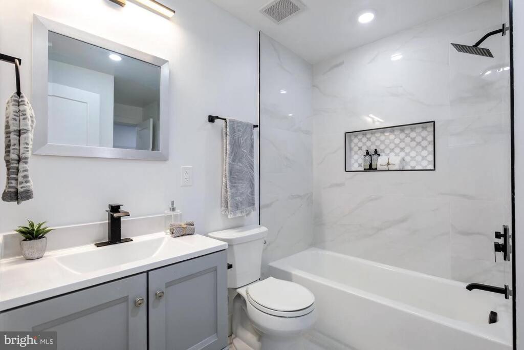 Brandnew Luxury Capitol Hill Apt! Near Free Trolly Washington Exterior photo