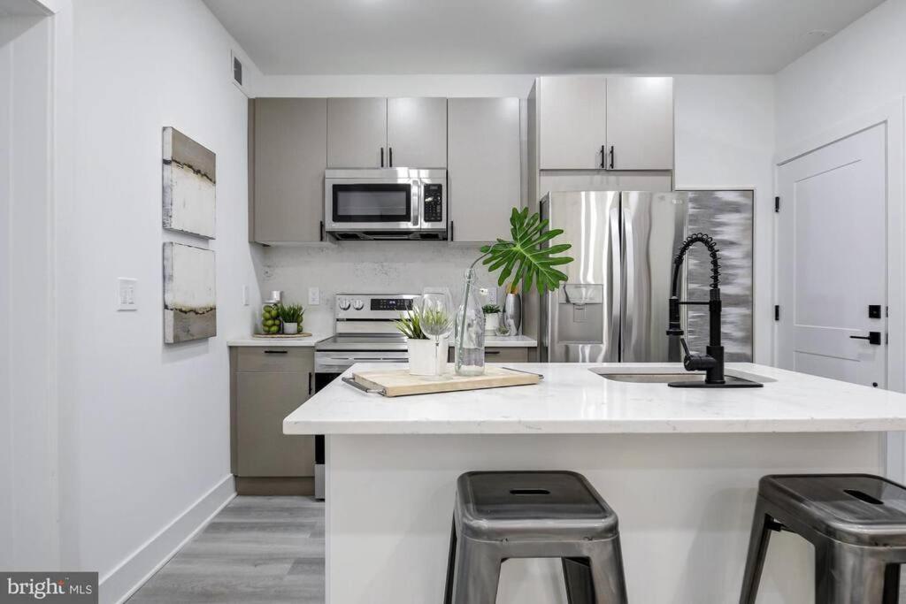 Brandnew Luxury Capitol Hill Apt! Near Free Trolly Washington Exterior photo